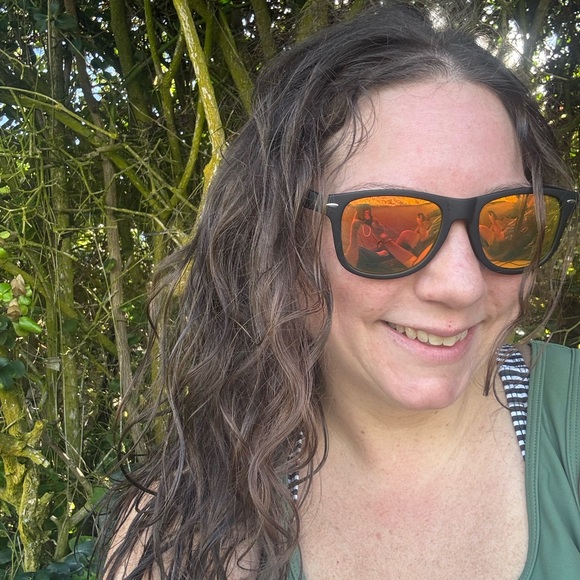 Meet your Posher, Libby - Picture 2 of 8